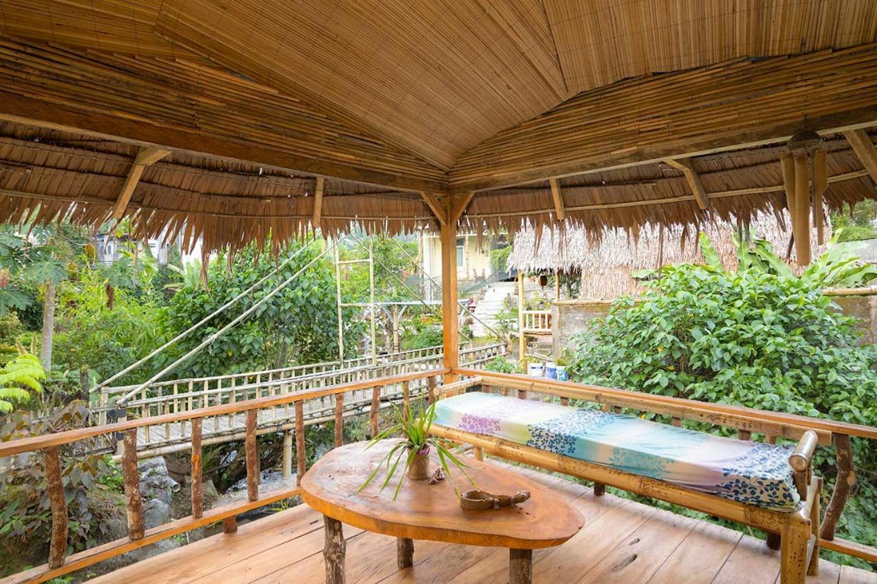 Onong'S Homestay & Cafe Tomohon Экстерьер фото